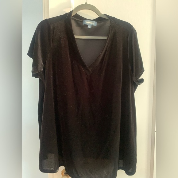 NWT Modcloth Black Velvet Like Top - Picture 2 of 11